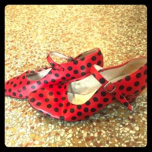Red and black polka dot flamenco dancing shoes